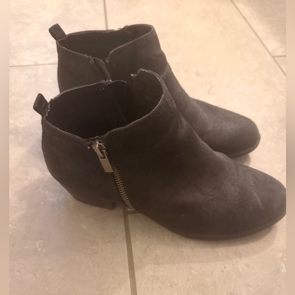 Carlos Santana Black Ankle Boots Size 8.5